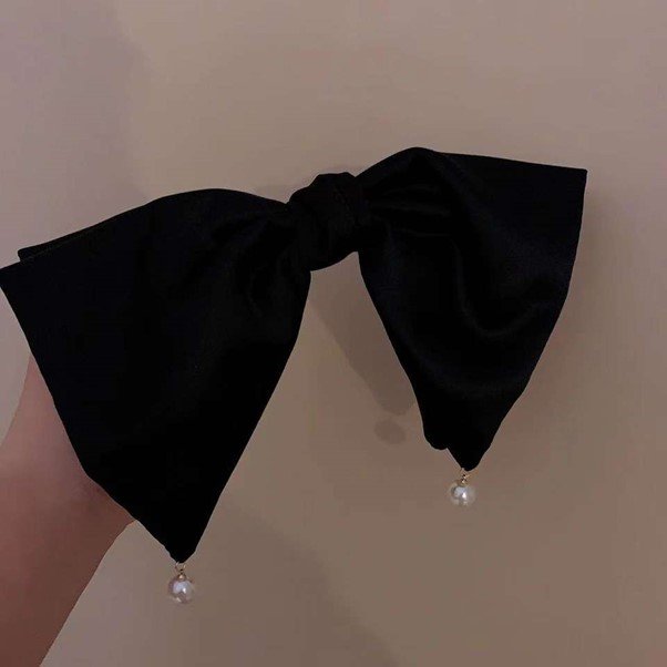 BELLE bow hair clip