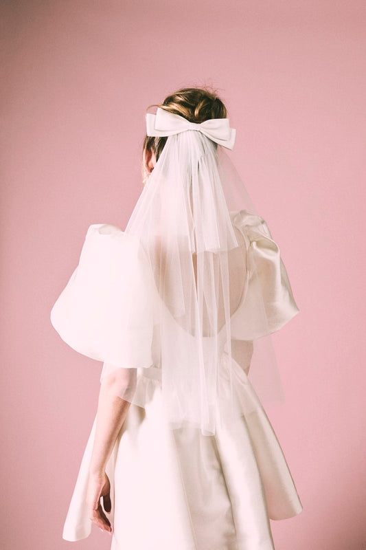 MADONNA BOW VEIL