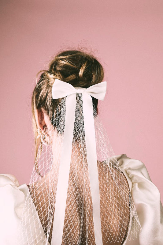 HEPBURN BOW