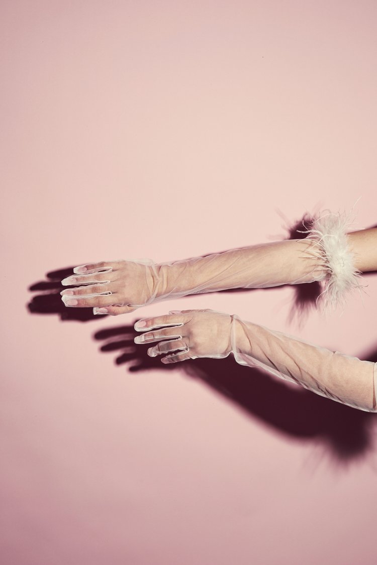 MARILYN GLOVES
